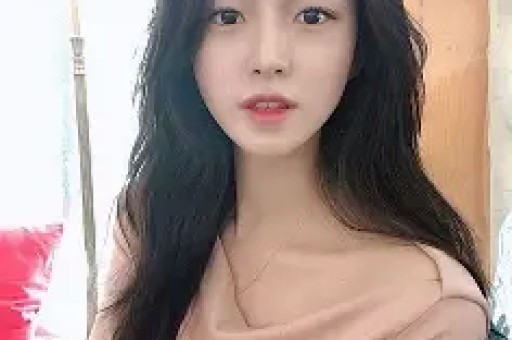 阿Sa蔡卓妍被传婚变官宣结婚仅二十天网友扒出含泪照片出处