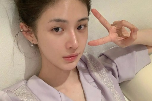 娱乐博主吃瓜少女张小寒被封号如何避免内容风险？