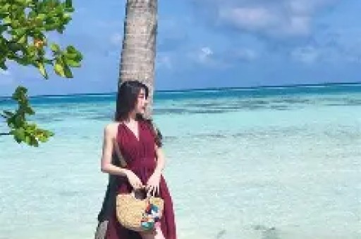 女网红自曝用性换NBA票罗齐尔怒喷还有神秘大鱼